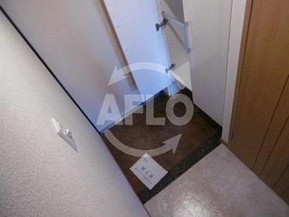 玄関　クレアート難波南イービス　玄関