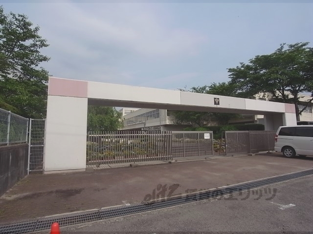 中学校　大成中学校（中学校）まで80m
