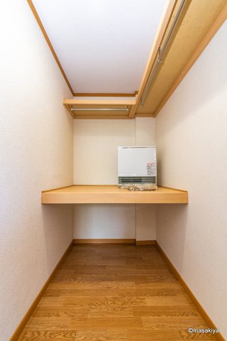 収納　ウォークインクローゼット