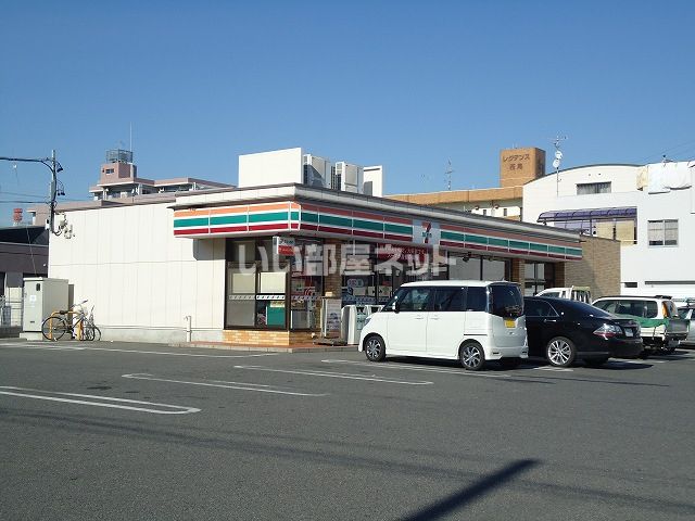 コンビニ　セブンイレブン 西尾寄住町店（コンビニ）まで459m