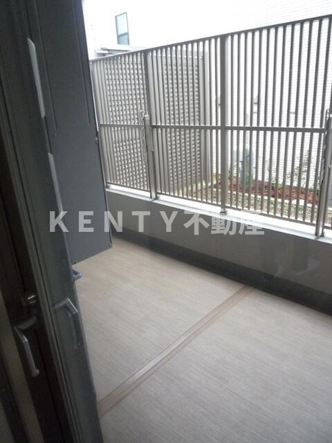 バルコニー　バルコニーがあります