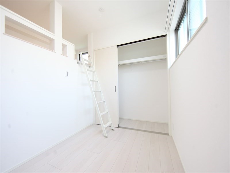 その他部屋・スペース　洋室3.8帖　クローゼット付（収納充実してます）