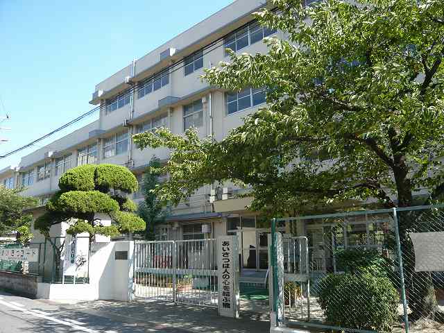 中学校　浜脇中学校（中学校）まで1031m