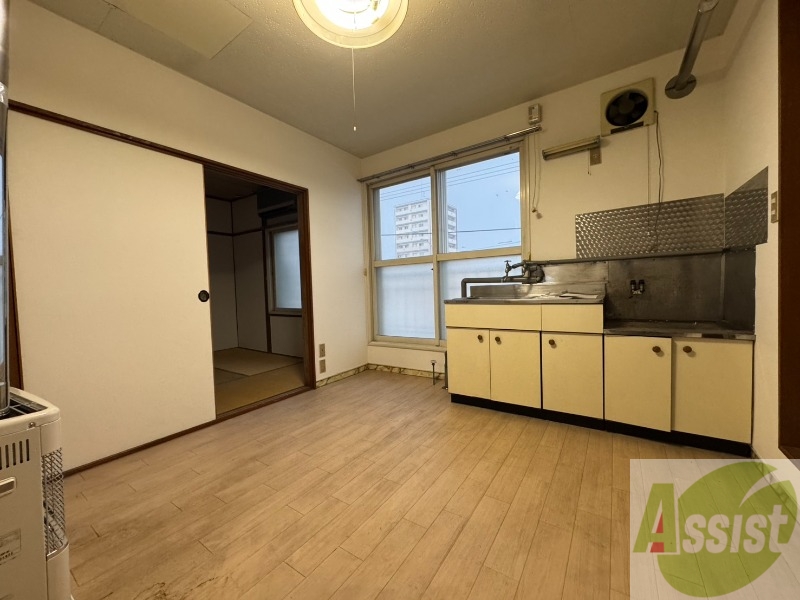 居室・リビング　広くてキレイなお部屋が広がっていて、充実した生活が送れそう。