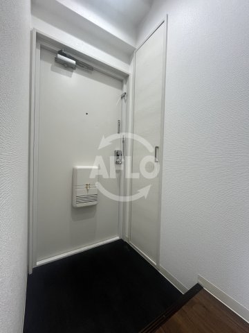 玄関　ISハイツ新大阪　玄関