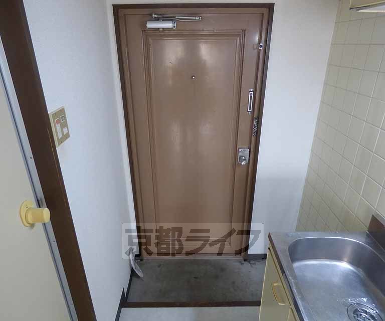 玄関　玄関です。