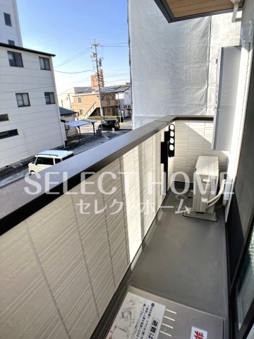 バルコニー　バルコニーがあります