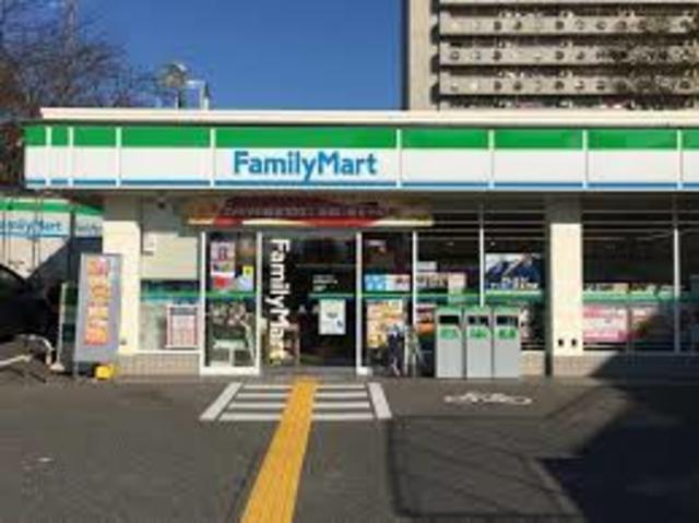 コンビニ　ファミリーマート泉北晴美台二丁店（コンビニ）まで1344m