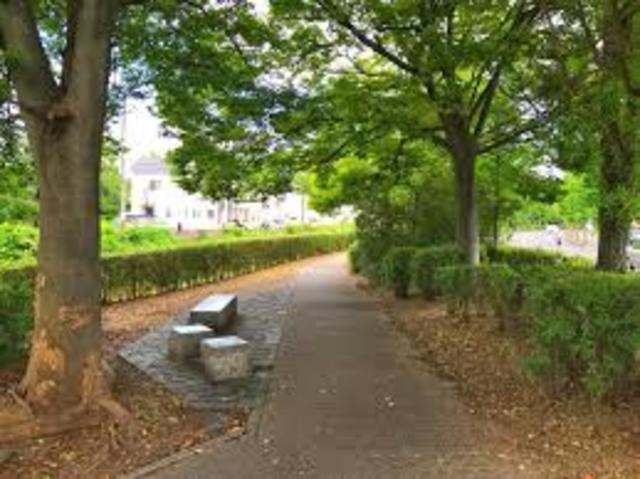 公園　三津屋川緑道（公園）まで679m