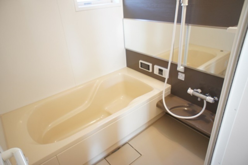 バス・シャワールーム　図面と現状に相違がある場合には現状を優先