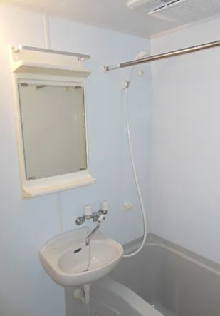 バス・シャワールーム　別部屋の写真を使用しております。