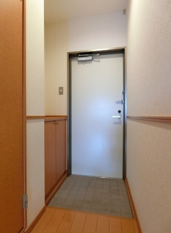 玄関　図面と現状に相違がある場合には現状を優先