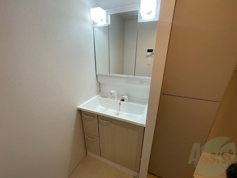 洗面設備　シャンプードレッサーで身支度もラクラクです！