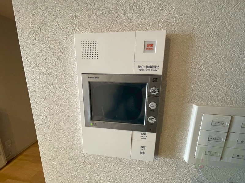 セキュリティ　収納もバッチリあるのでお部屋が片付きますよ！