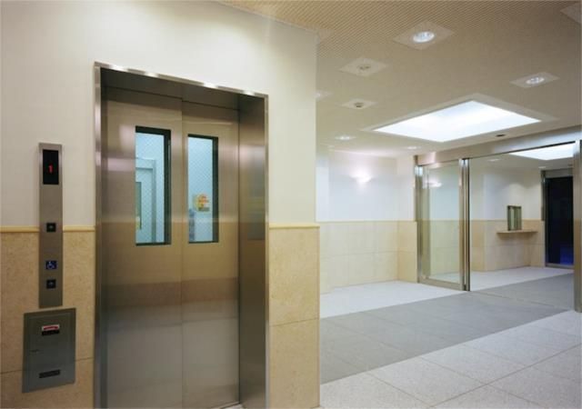 ロビー　落ち着いたロビーです