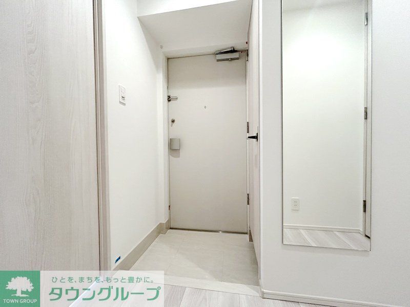 玄関　お部屋探しは株式会社　タウンハウジング　までお気軽にお問合…