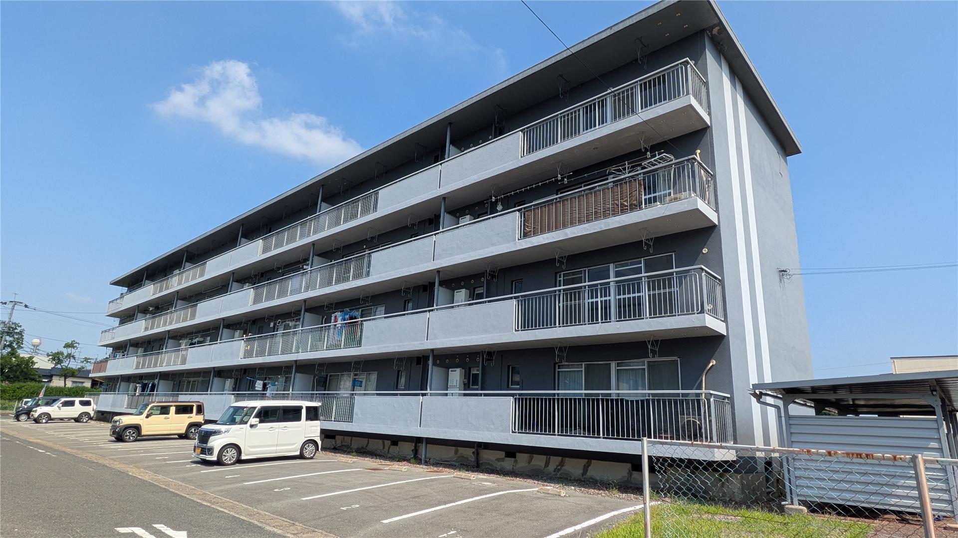 建物外観　1号棟外観写真