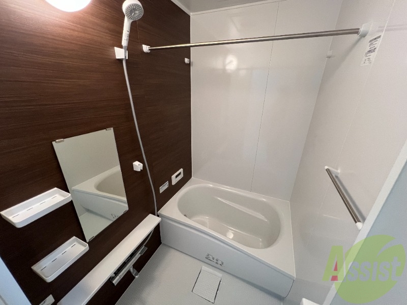 バス・シャワールーム　浴室は、こんな感じでゆくっりと身体を休められそうです。