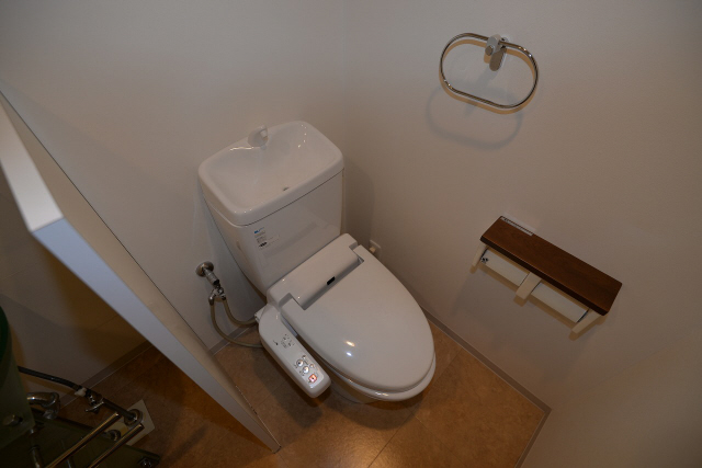 トイレ　ゆったりとした空間のトイレです