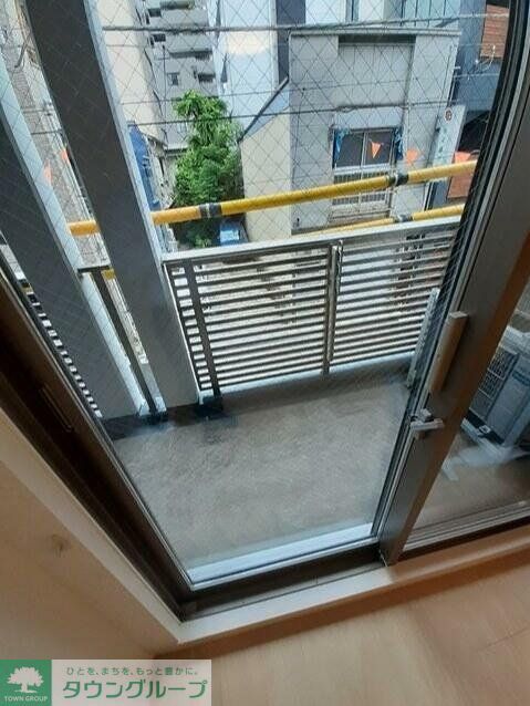 バルコニー　バルコニー