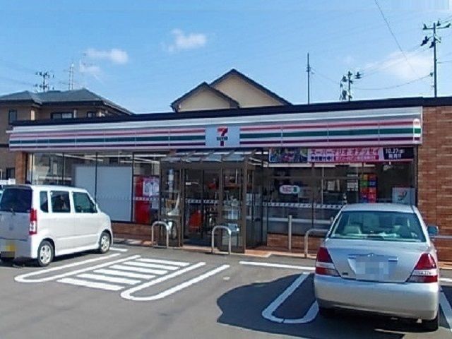 コンビニ　セブンイレブン（コンビニ）まで1500m