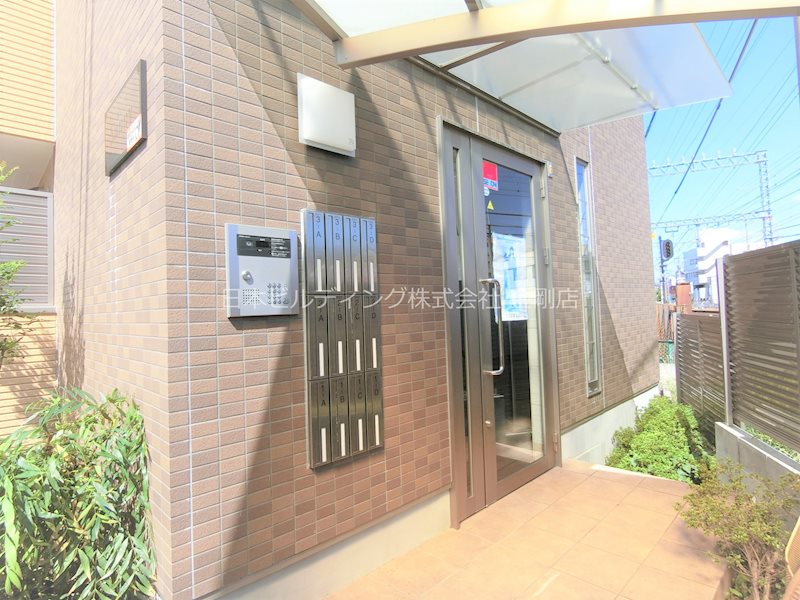 エントランス　オートロック付