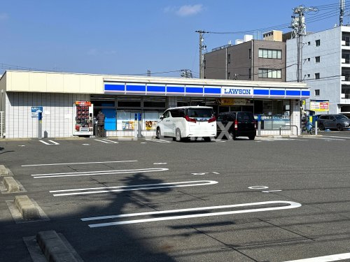 コンビニ　ローソン 中区金山五丁目店（コンビニ）まで603m