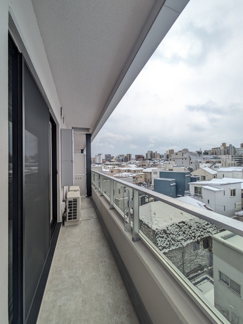 バルコニー　バルコニー