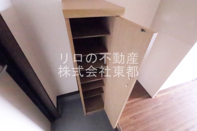 玄関　上階の写真です。