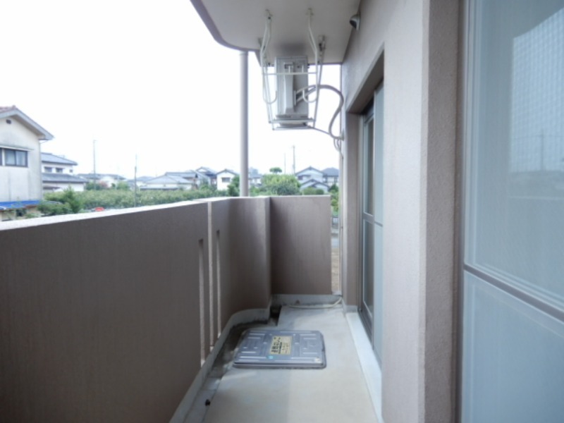 バルコニー　図面と現状に相違がある場合には現状を優先