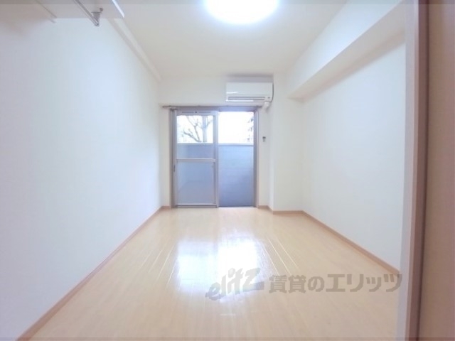 居室・リビング　洋室