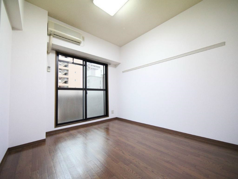 その他部屋・スペース　洋室7.0帖　エアコン完備　南面バルコニー