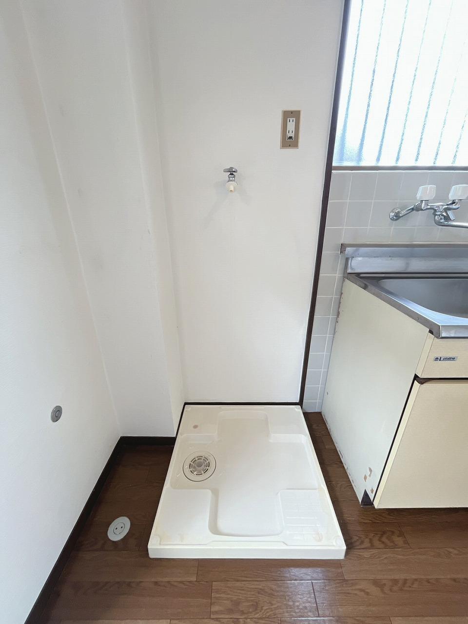 洗面設備　洗濯機置場