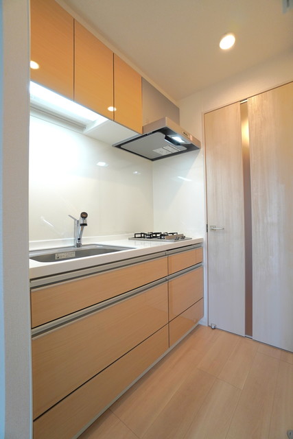 キッチン　※写真は同タイプ住戸です。