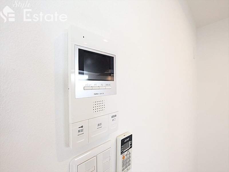 セキュリティ　モニター付きインターホン