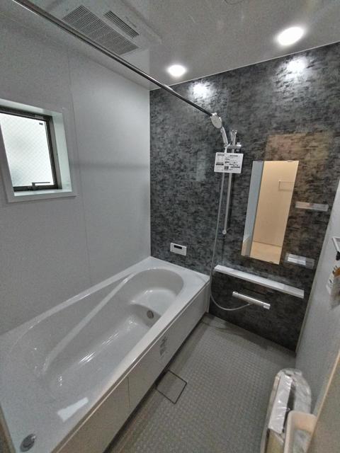 バス・シャワールーム　★広々バスルーム★