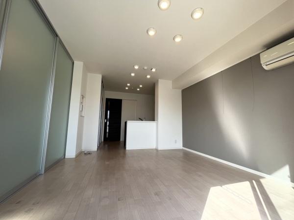 居室・リビング　明るいリビングダイニング！