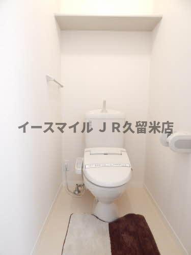 トイレ　明るい玄関です