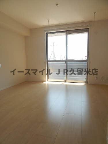 バルコニー　陽当たり良好なバルコニーです