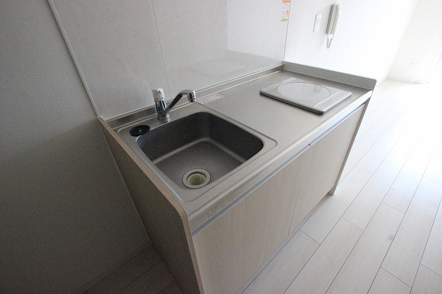 キッチン　同物件別号室