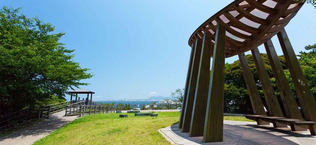 公園　西公園（公園）まで842m