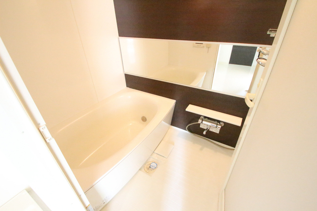 バス・シャワールーム　※別室の参考写真の為、現況優先です。