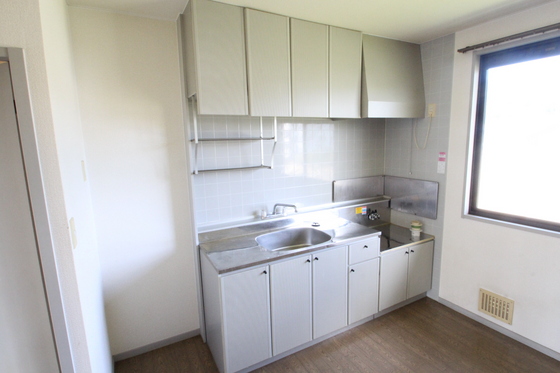 キッチン　※別号室のお写真です。