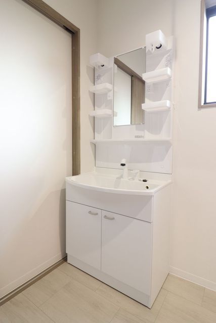 洗面設備　洗髪洗面化粧台