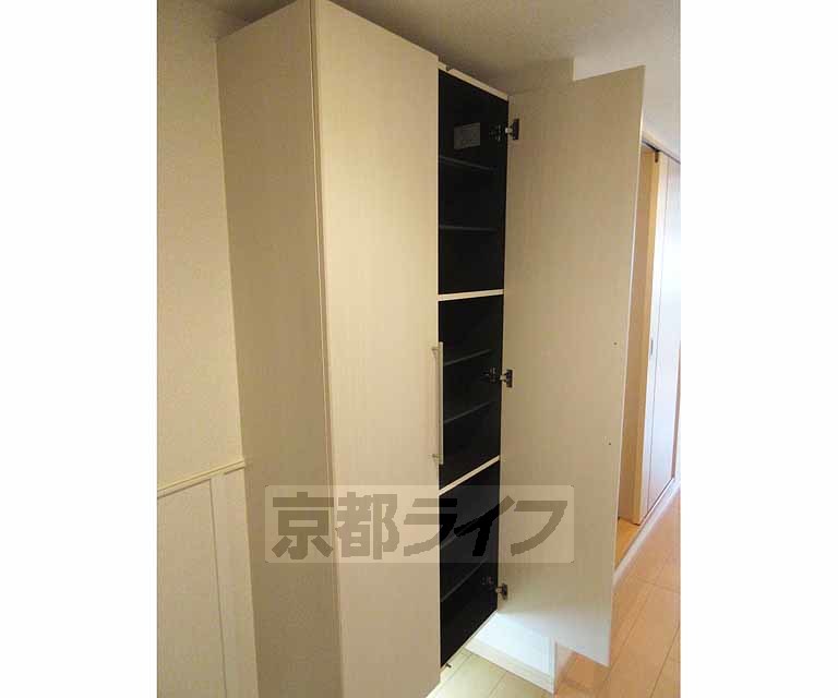 収納　靴箱です！