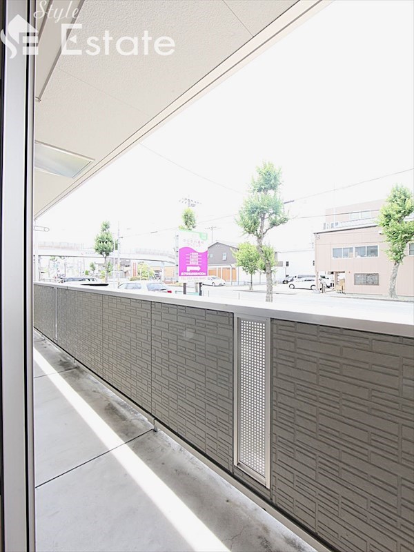 バルコニー　バルコニー