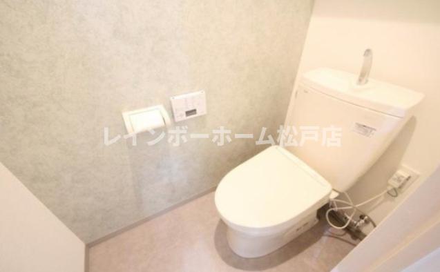 トイレ　トイレもきれいです