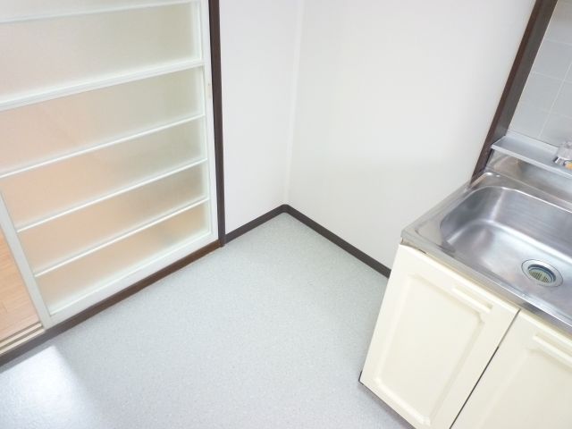 その他　※他のお部屋の写真です