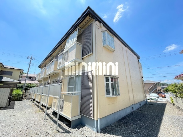 建物外観　閑静で穏やかな住宅環境。