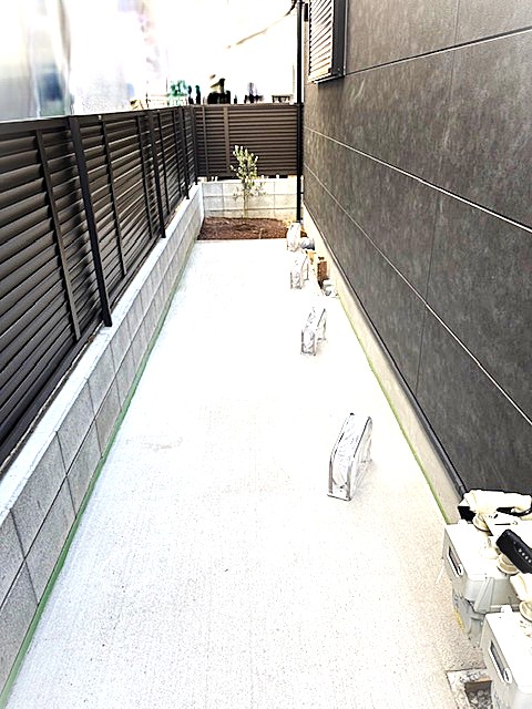 玄関　3F共用廊下